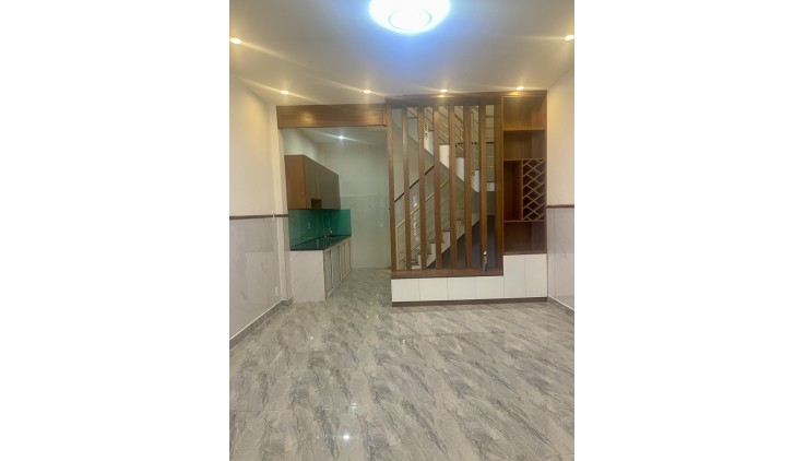 HẺM 4M, 40M2, 2 TẦNG 2PN, NHÀ CÁCH TRƯỜNG HỌC CHU VĂN AN 300M-CÁCH CHỢ PHẠM ĐĂNG GIẢNG 500M, GIÁ 3.X TỶ